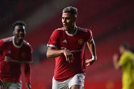 Manchester united will look to bounce back after suffering a defeat to qpr as they take on brentford. Kcxrlvcdrpvudm