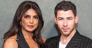 Flipper FM! Dolphins Prefer Radiohead & Sitar Music To Hard Rock, Says  Maritime Mammals' Yogi