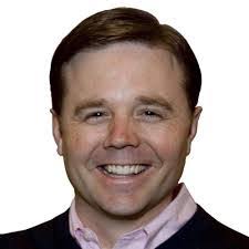 Arthur Gipson's Instagram, Twitter & Facebook