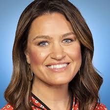 Kelly Widener's Instagram, Twitter & Facebook