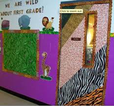 Clutter Free Classroom Animal Kingdom Jungle Themed Classroom Jungle Theme Classroom Safari Theme Classroom Classroom Themes