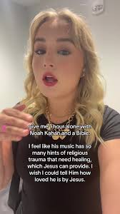 Philip Bowen Noah Kahan