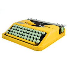 Como Fazer Caixa De Areia Fechada Para Gatos Fab Com Custom 1949 Hermes Baby Typewriter Vintage Typewriters Shades Of Yellow