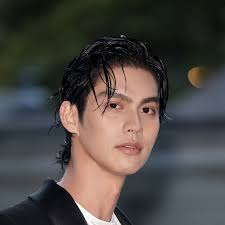 Eco-Friendly Fashion and Beauty Products