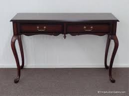 Lot 101 Mahogany Entry Or Side Table By Bombay Company Side Table Table Mahogany