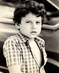 Selton mello além de ser ator conhecido por seus filmes e séries, é dublador, produtor e diretor. Selton Mello Comemora 46 Anos De Idade Com Foto Da Infancia Rejuvelhesci Famosos Gshow