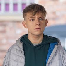 Coronation Street's Paddy Bever announces exit