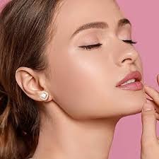 Amazon.com: 14K Gold Earrings, Gold Stud Earrings for Women Hypoallergenic  Cushion-shaped Small Cubic Zirconia Stud Earring for Women 10mm: Clothing,  Shoes & Jewelry