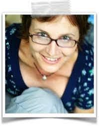 Loretta Grayson's Instagram, Twitter & Facebook