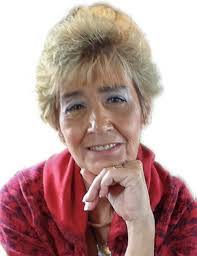 Lori Bigelow's Instagram, Twitter & Facebook