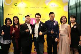 Work the latest beauty trends and best items with koreanmall online shopping store range of korean women`s beauty items, we have various trendy and fantastic women goods such as korean brand cosmetics, korean perfume, korean watch & korean jewelry, korean shoes, korean bag. The Beauty Junkie Ranechin Com K Glam The New Korean Beauty E Store