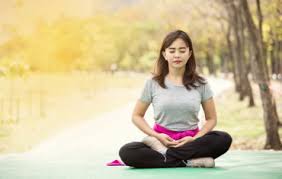 Beginning and ending with a guided centering/meditation, this is a 30 minute restorative yoga session. Meditation For Beginners The Art Of Living India