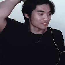 brandonhlee ୨୧ can't wait for brandon's upcoming projects !! 🤗 so ha...