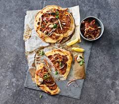 turkische pizza mit lammhack und zwiebeln rezept lebensmittel essen turkische pizza rezepte