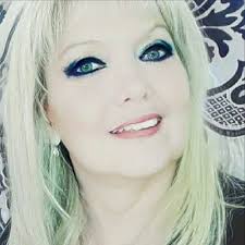 mirta gomez (@mirtiloka)