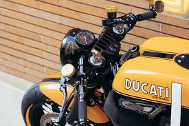 I love the looks of this 2009 ducati sportclassic sport 1000 s motorcycle but not the price. Ducati Sport 1000 Custom Evo L Ape The Italian Bee