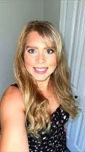 Jennifer Cogar's Instagram, Twitter & Facebook