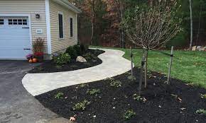 Dracut, ma landscaping service at the click of a button. Walkway Installation Dracut Ma Custom Walkways And Steps