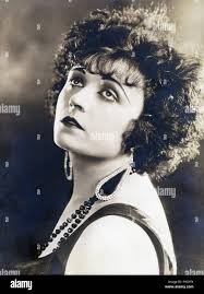 Silent film actress hi-res stock photography and images
