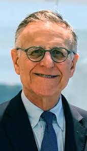 Matt Auer's Instagram, Twitter & Facebook