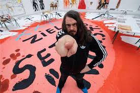 Often known for his controversial and ambiguous political statements issued through paintings, sculptures, installations, and performances, meese's practice is routed in the german traditions of dada and fluxus, drawing inspirations from artists like joseph beuys. Jonathan Meese Will Lubeck In Seinen Kunst Ort Verwandeln
