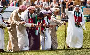 Admire the city's traditional arts, crafts and cultural gems. Uae Language Culture Customs Etiquette