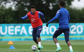 See how they rank against other bundesliga players. Jadon Sancho Forced To Play Waiting Game For England Despite Shining For Borussia Dortmund