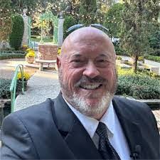 Shane Strauss's Instagram, Twitter & Facebook