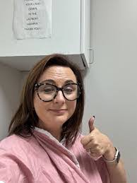 Amber Macklin's Instagram, Twitter & Facebook