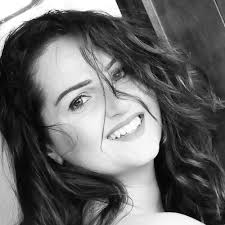 Luna Scott Russell: albums, songs, concerts