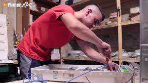 Die expertise zweier unternehmen unter einem dach für die professionelle umsetzung ihres auftrages. Elektriker In Wien Ottakring Elektro Vispa Gmbh Elektrotechnik Elektroinstallationen Vom Profi Youtube