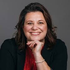 Sandra Somerville's Instagram, Twitter & Facebook