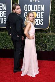 We could all stand to learn you can't deny that dax shepard and kristen bell seemed very much in love. 26 Times Kristen Bell And Dax Shepard Proved Marriage Is Hard But Worth It