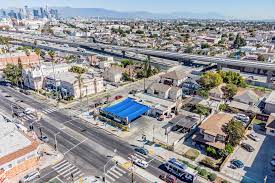 Imagination is the only limitation of anyone visiting this eclectic city. 4200 4210 S Figueroa St Los Angeles Ca 90037 Figueroa Carwash Loopnet Com