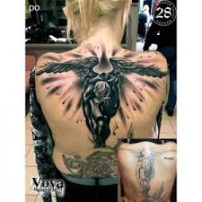 Il nome gabriele deriva dall' ebraico e significa l' eroe di dio oppure la forza di dio, poiché egli trafigge il demonio con una lancia. Tatuaggi Con Angeli Significato Immagini E Consigli Tatuaggipiercing It