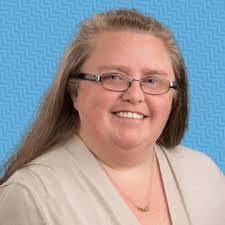 Stephanie Gump's Instagram, Twitter & Facebook