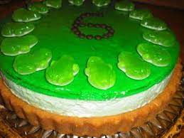 Jetzt ausprobieren mit ♥ chefkoch.de ♥. Mein Sohn Ist Diese Woche 6 Jahre Alt Geworden Als Kuchen Wunschte Er Sich Einen Mit Wackelpudding Obendrauf Frosch Kuchen Kuchen Und Torten Pudding Torten