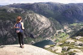 Mountain climbing | travel adventure. Norway Photo Diary Kjerag Hike