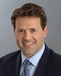 Robert Mayle's Instagram, Twitter & Facebook