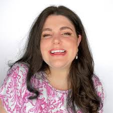 Referrals vs. Connections: Why the Difference Matters In networking, we  often use the terms referral and connection interchangeably—but they're not  the same. Understanding the distinction can help…