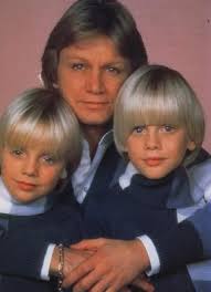 The life of claude francois was filled with secrets. Ces Enfants Claude Francois Junior Fan De Claude Francois
