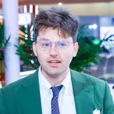 Jacob Dreyer's Instagram, Twitter & Facebook