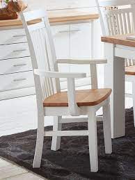 Die auswahl, die die möbelbranche im bereich der esszimmerstühle zu bieten hat, ist riesig. Esszimmer Stuhl Mit Armlehnen Novara Olbia Und Holzsitzflache Pinie Nordica Weiss Wildeiche Natur Geolt Casamia Wohnen