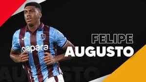 Felipe Augusto na lista do Benfica para renovar o ataque