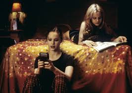 Riesige sammlung, hervorragende auswahl, mehr als 100 mio. American Beauty 1999 28 Coming Of Age Movies From The 90s That Are Sure To Get You In Your Feels Popsugar Entertainment Photo 28