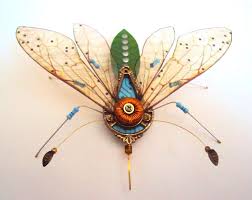 Black And White Insect With Wings Uk Uk Artist Transforms Salvaged Circuit Boards Into Gorgeous Lifelike Insects Bug Art Insect Art Environmental Art Projects