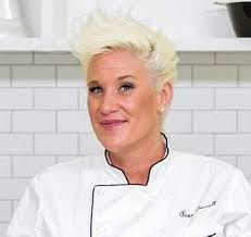 Celebrity deaths one month apart