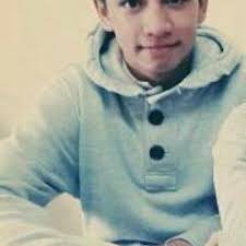 Stream Vicky Salinas