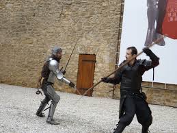 L'escrime est le sport olympique français par excellence. L Escrime Artistique Et De Spectacle Pondi Escrime Club De Sabre Depuis 2013 A Pontivy