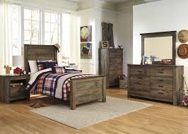 Shop twin industrial panel kids beds from ashley furniture homestore. Trinell Panel Bed Bernie Phyl S Furniture By Ashley Furniture